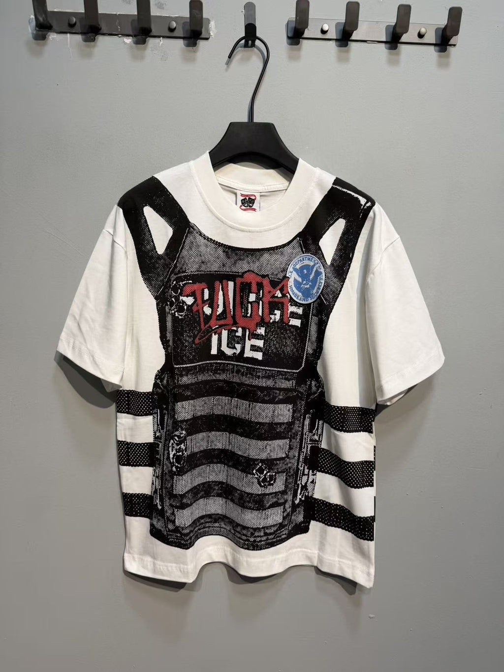 ASAALL Striped Panel Graphic Short-Sleeve T-Shirt — front