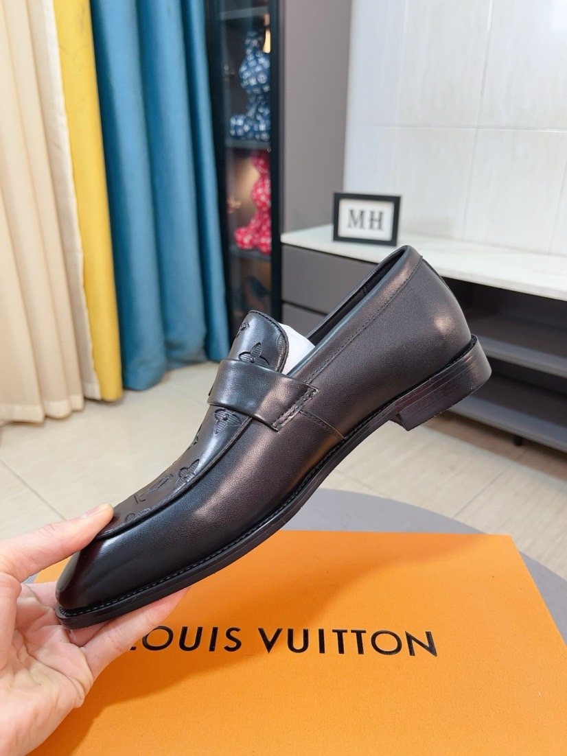 Louis Vuitton Leather Loafers — side