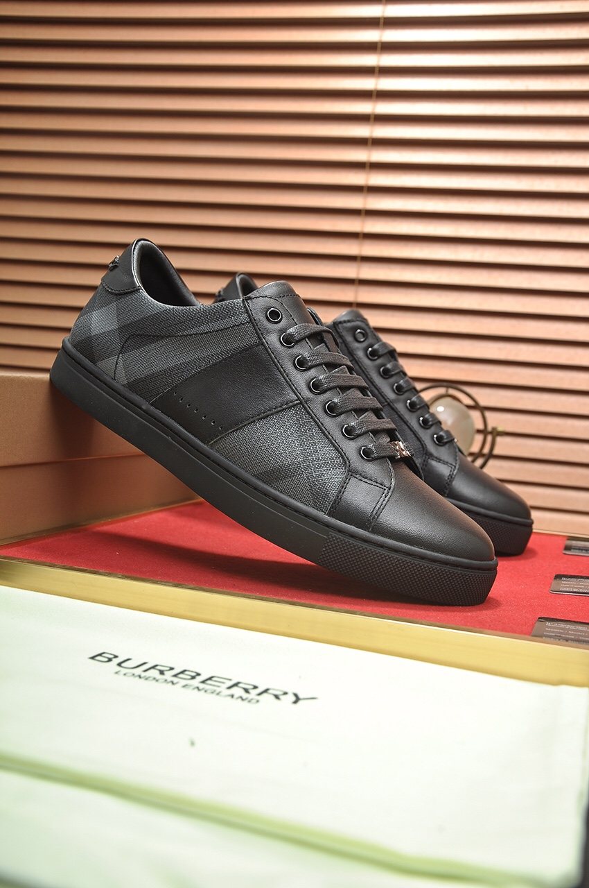 Burberry Check-Panel Low-Top Sneakers — front