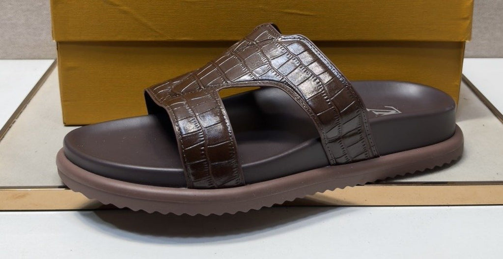 Men’s Textured Crossover Slide Sandals — front