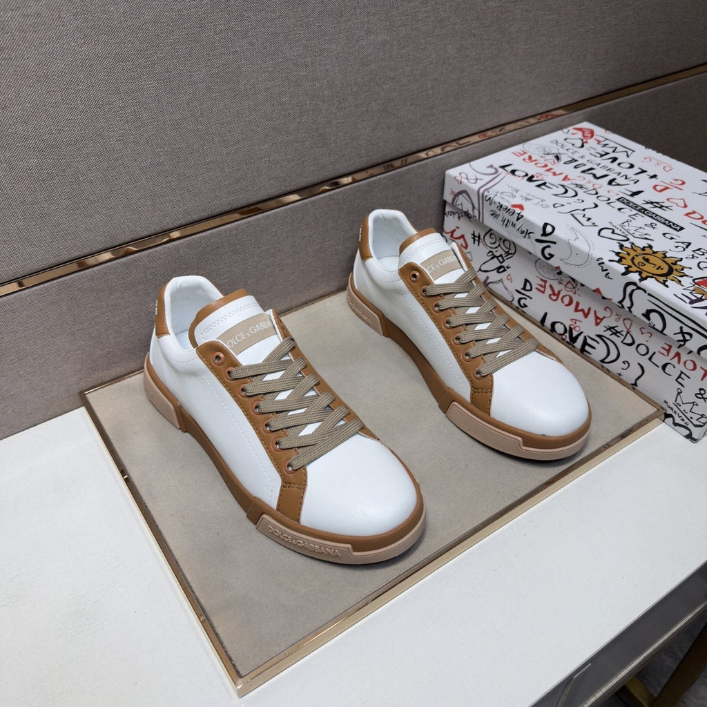 Dolce & Gabbana White Black Low-Top Sneakers — front