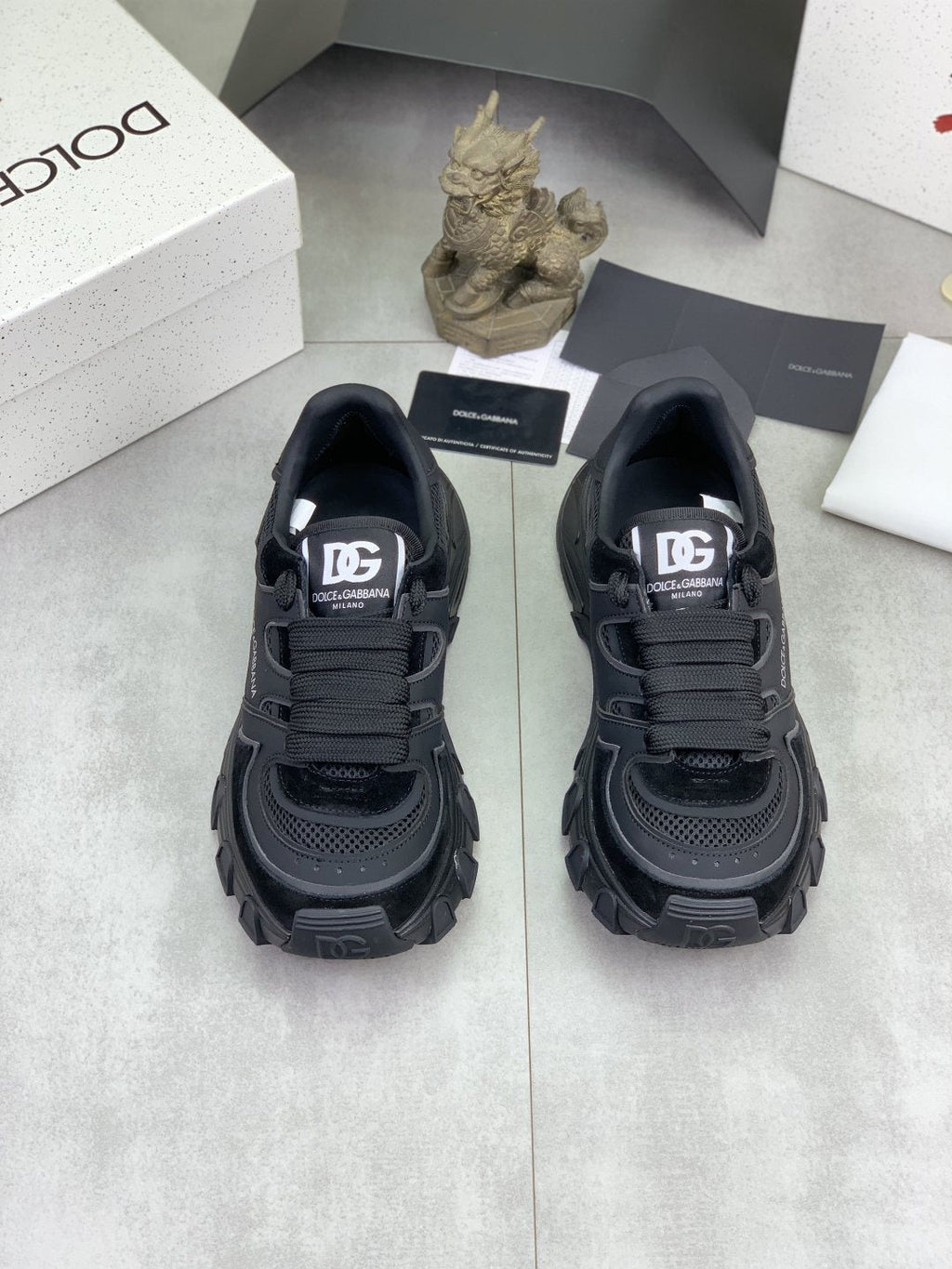 Dolce & Gabbana Paneled Low-Top Sneakers — front